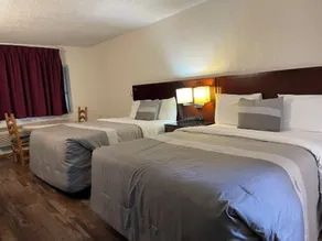 Travelers Beach Inn - Chambre