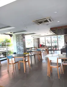 SERRA HOTEL BATAM - Restaurant