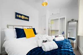 Stay In Cardiff Canton St. John's Court Apartment - Habitación