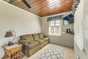 Lake Days + Pool Fun! Nature Coast Retreat - Interni