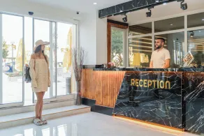Far Life Hotel - Reception