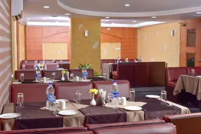 PATTOM ROYAL HOTEL - Restaurant