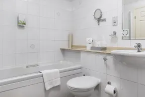 The Kenmore Club - Bathroom