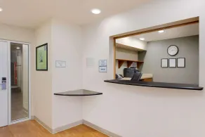 WoodSpring Suites Virginia Beach - Lobby