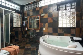 Lumaya Rawai - Bathroom