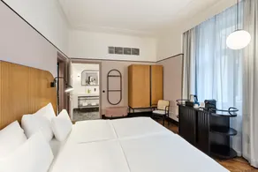 Hotel Astoria Vienna, Curio Collection by Hilton - Room