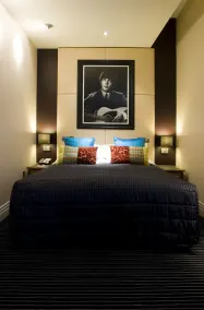 Hard Days Night Hotel Liverpool - Room