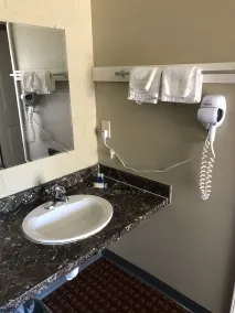 Rodeway Inn & Suites Walhalla - Zimmer