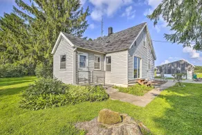 Eclectic Ladysmith Hideaway: Hike & Hunt! - Innenbereich