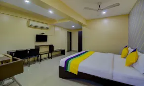 Itsy Hotels Prince Regency - Chambre