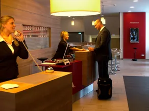 Hotel Esplanade Dortmund - Lobby
