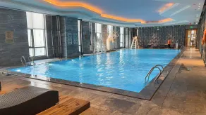 Wanda Realm Longyan - Piscina
