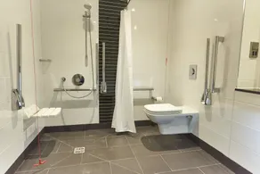 Holiday Inn Northampton West M1, Jct 16 by IHG - Badeværelse