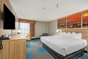 Days Inn & Suites by Wyndham Mt Pleasant - Chambre