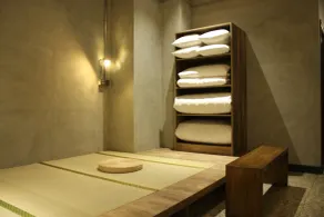 The Retro Tai-Pan - Room