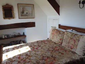189 April Cottage - Room