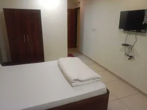 Hotel Shreeji's - Habitación