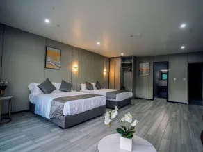 Taufusi Hotel - Room