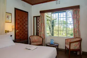 Jacaranda Lake Elementaita Lodge - Ausblick vom Zimmer