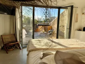 Les Terrasses de Bélarga - Maison d'hôtes - Piscine et Jacuzzi - Chambre