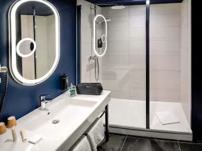 ibis Pontarlier - Salle de bain