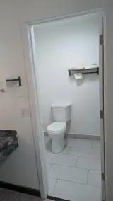 Evergreen Inn & Suites Portland - Salle de bain