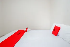 RedDoorz near Pacific Mall Tegal 2 - Chambre