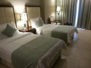 Muscat Inn Hotel - Room
