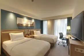 Hampton by Hilton Düsseldorf City Centre - Room