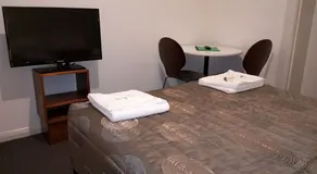 Millicent Motel - Room