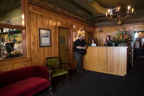 McMenamins Kalama Harbor Lodge - Rezeption