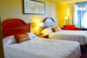 Crystal Cove Riverfront Resort - Zimmer