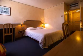 Hôtel Provence - Room