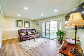 2 Mi to Wind Creek Casino: Quaint Homewood Haven - Interior