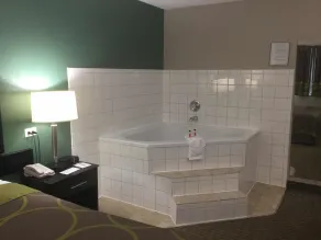 Super 8 by Wyndham Mundelein/Libertyville Area - Salle de bain