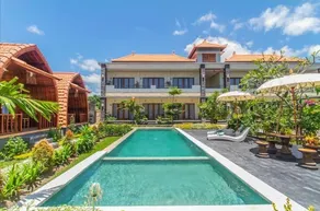 Mailaku House - Piscine