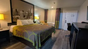 Platinum inn and suites - Room