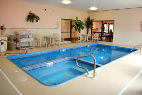 Quality Inn I-70 Near Kansas Speedway - Piscine