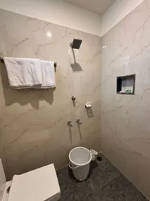 Thamira Grand palace - Badezimmer