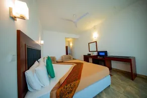 Olympus Plaza Hotel - Camera