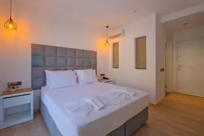 Akdeniz Beach Hotel - Habitación