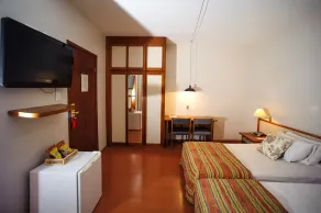César Park Hotel - Zimmer
