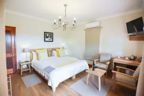 Lovane Boutique Wine Estate and Guesthouse - Room