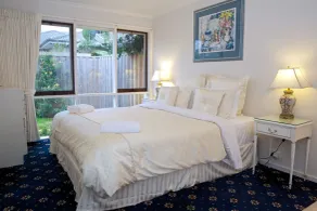 Yarra Glen Racecourse Apartments - Camera