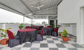 Treebo Hotel Rk Inn, Railway Station - Restaurant