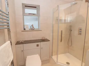 Raleigh House - Baño