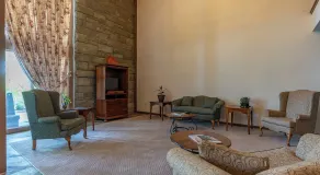4 Seasons at Beech Mountain - Lobby