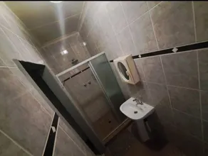Nikita Portuguese Restaurant and Motel - Bathroom