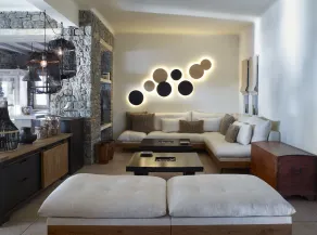 Vencia Boutique Hotel - Lobby sitting area