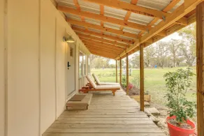 Cottage on 80-acre Farm Near WEC & Devil's Den - Interiör
